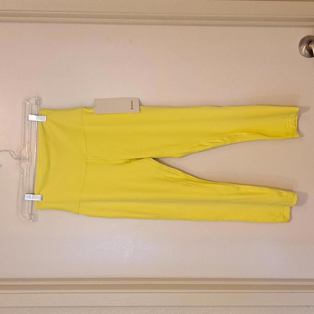 Lululemon 𝗔𝗹𝗶𝗴𝗻 𝗛𝗥 𝗖𝗿𝗼𝗽 𝟮𝟭" - 𝗘𝗹𝗲𝗰𝘁𝗿𝗶𝗰 𝗟𝗲𝗺𝗼𝗻 - 6